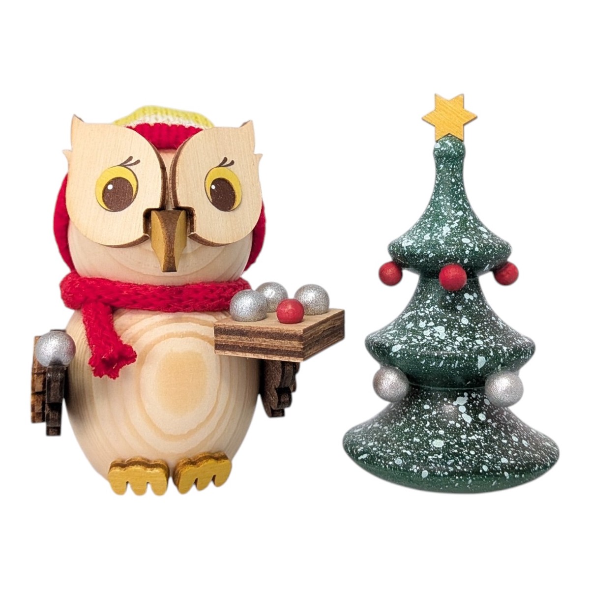Wooden mini-owl figure with Christmas tree