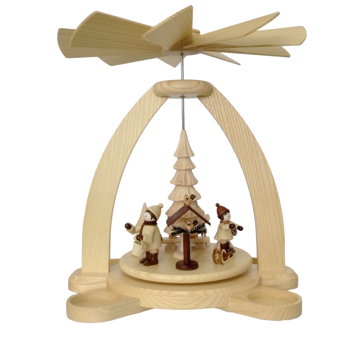 Tealight pyramid bird feeding
